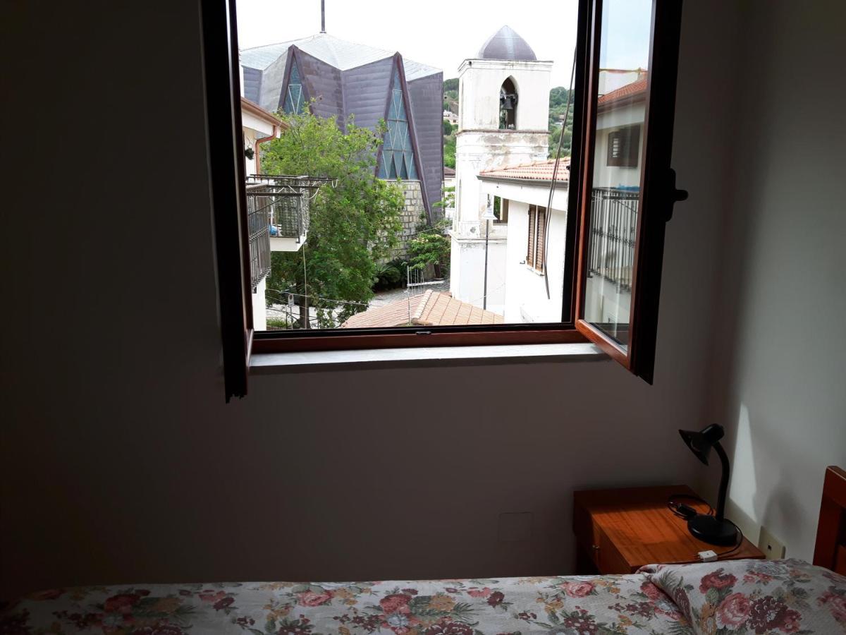 Hotel Parigino Palinuro Exteriér fotografie