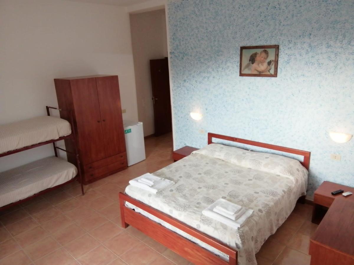 Hotel Parigino Palinuro Exteriér fotografie