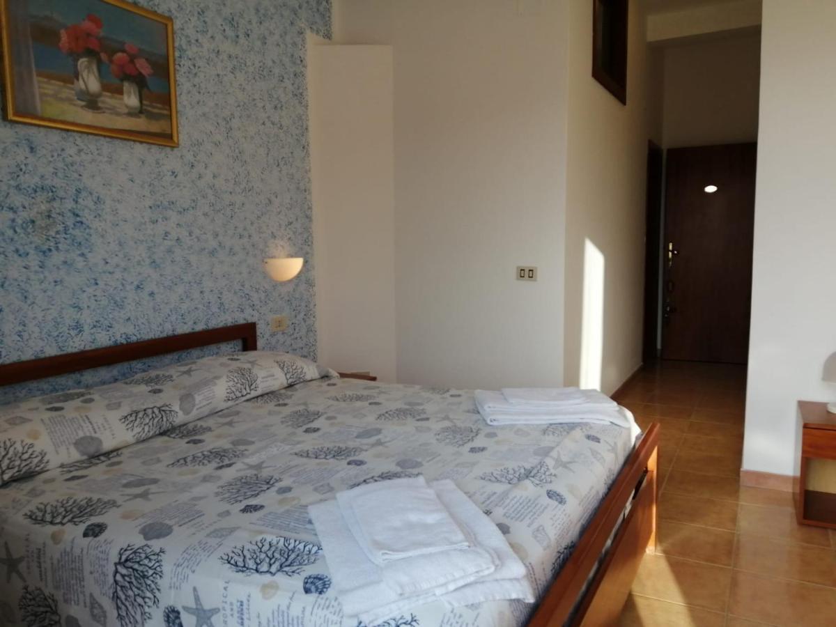 Hotel Parigino Palinuro Exteriér fotografie